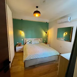 deluxe-accommodation-private-bedroom-near-airport-and-sea.qawrahotelsmalta.org/